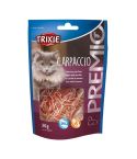 blauer Beutel mit lila Details, Sichtfenster zum Beutelinhalt und grauer Katze, auf der Verpackung stehen die Produktinformationen